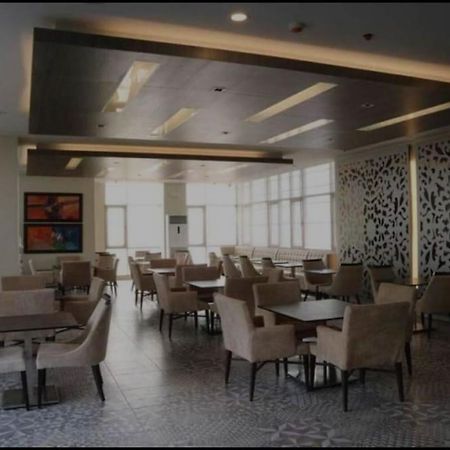 My Happy Place West Avenue Suites Quezon City Exterior photo